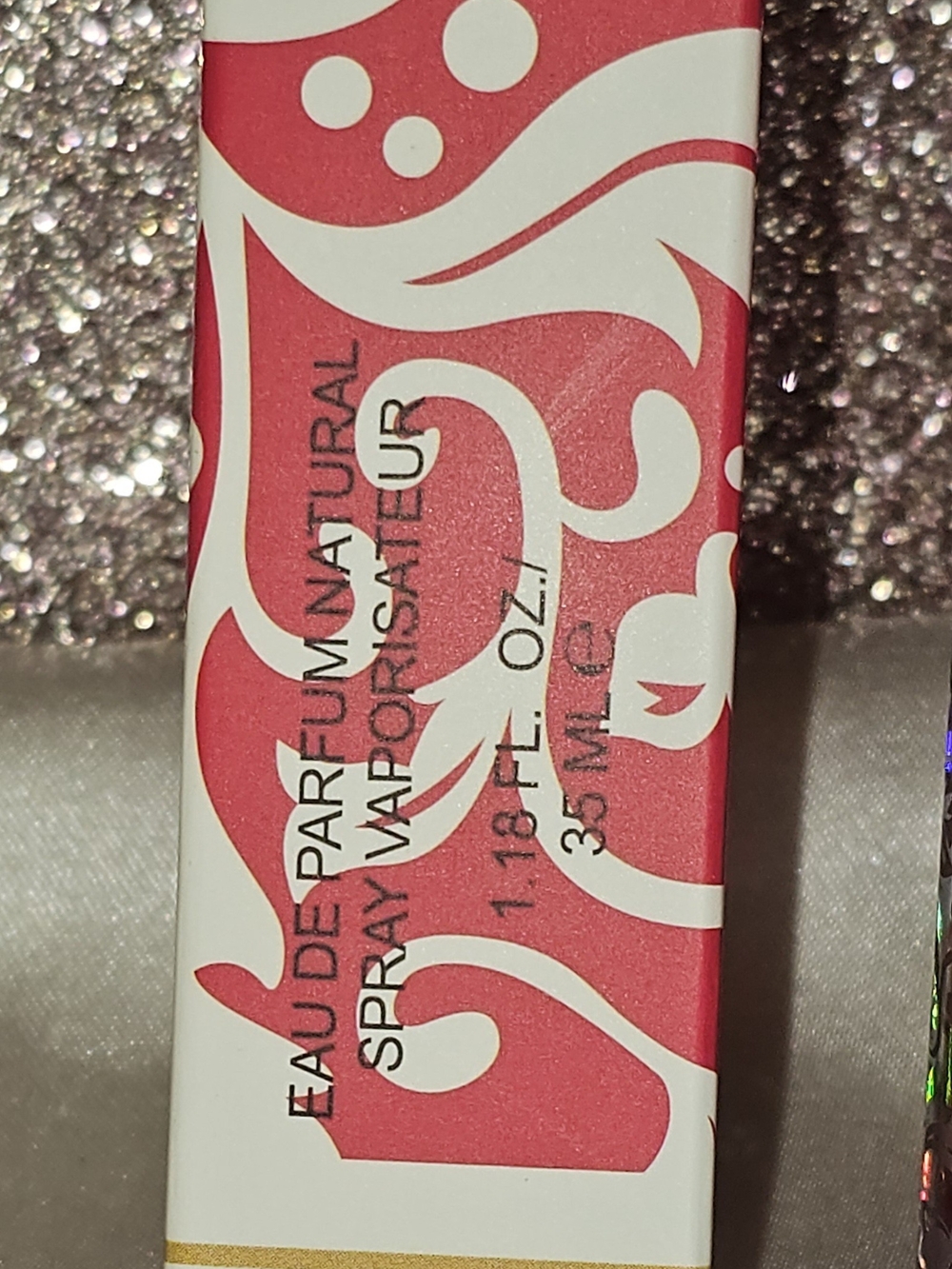 Yara Lip Gloss & Yara Candy 35 Ml EDP - Picture 4 of 5
